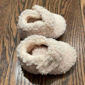 UGG bixbee size 1 NWOT
